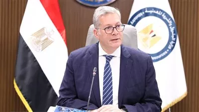 وزير البترول يصدر حركة تنقلات وتكليفات جديدة بالمواقع الإنتاجية والإدارية