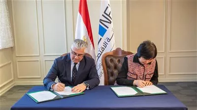 توقيع عقود مشروعين جديدين لصناعات المنسوجات بالقنطرة غرب باستثمارات 28 مليون دولار