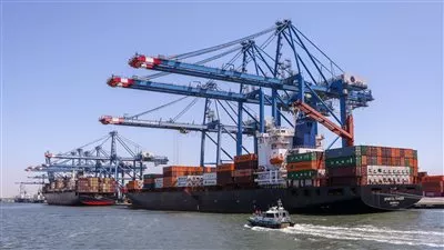 تداول 74 ألف طن و574 شاحنة بضائع عامة ومتنوعة بموانئ البحر الأحمر