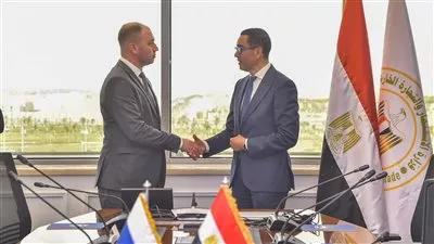 وزير الاستثمار يبحث سبل تعزيز التعاون الاقتصادي بين مصر وروسيا