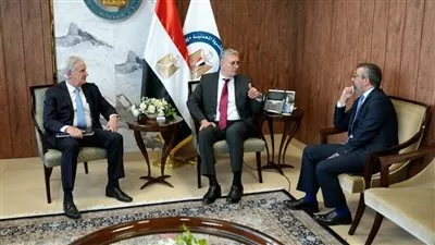 «يونايتد إنرجي» تستعد لتنفيذ برنامج حفر مكثف بالصحراء الغربية