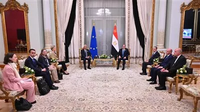 السيسي ورئيس المجلس الأوروبي يؤكدان ضرورة نفاذ المساعدات الإنسانية إلى قطاع غزة