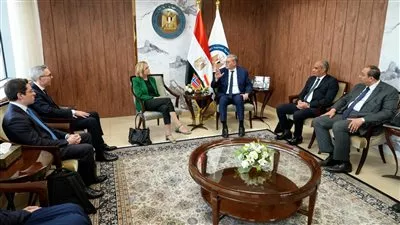 وزير البترول يبحث تعزيز التعاون مع «سكاتك» النرويجية بمجال الطاقة الخضراء