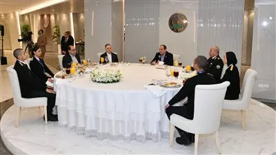 الرئيس السيسي يستعرض القضايا الإقليمية والدولية مع الطلبة الجدد في أكاديمية الشرطة