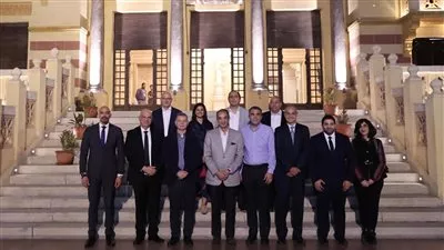  وزير الاتصالات يتابع جهود تنمية صناعة التعهيد وتعزيز نمو الصادرات الرقمية