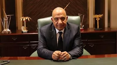 وزير الكهرباء يستعرض تقارير أداء مراكز خدمة العملاء ومنظومة الخدمات والشكاوي