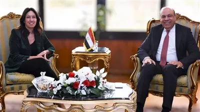 وزير الطيران يبحث مع شركة مطارات أبوظبي سُبل التعاون المشترك