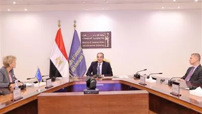وزير الاتصالات يبحث مع الاتحاد الأوروبى سبل تعزيز التعاون المشترك
