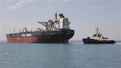 قناة السويس تؤكد الحرص على تعزيز علاقات الشراكة الاستراتيجية مع العملاء