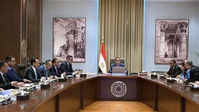 رئيس الوزراء يتابع أعمال تطوير الساحل الشمالي الغربي