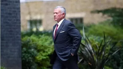 ملك الأردن يشارك في قمة ثلاثية مع الرئيسين المصري والفرنسي