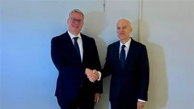 وزير البترول يبحث خطط إيني الإيطالية للتوسع في مصر