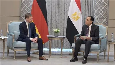 رئيس الوزراء يبحث مع نظيره بولاية ساكسونيا الألمانية سبل دعم التعاون المُشترك