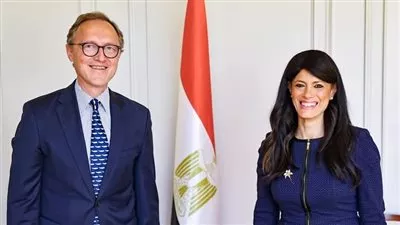 وزيرة التخطيط تبحث مع سفير لاتفيا سبل تعزيز التعاون المشترك