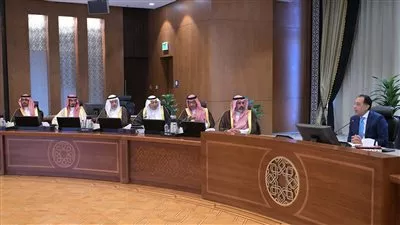 رئيس الوزراء يستعرض فرص الاستثمار في مصر مع وفد رجال أعمال سعودي