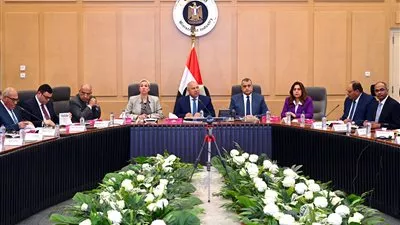 المجموعة الوزارية للتنمية الصناعية توجه بإنشاء فروع جديدة لهيئة سلامة الغذاء