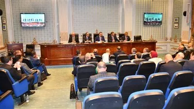 وزير الزراعة يؤكد إلتزام الحكومة بسداد مستحقات مزارعي القطن خلال أسبوعين