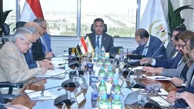 وزير التموين يوجه بتشكيل غرف عمليات لمتابعة توريد القمح لحظيًا