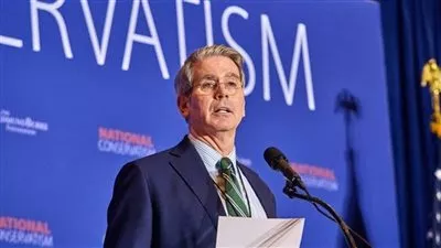 وزير الخزانة الأمريكي: الحرب التجارية مع الصين غير قابلة للاستمرار