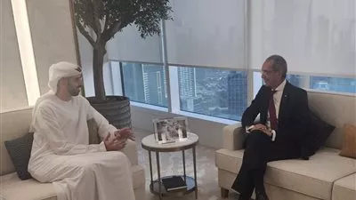 وزير الاتصالات: برامج تدريبية لبناء قاعدة من المهارات الرقمية بمجال الذكاء الاصطناعى