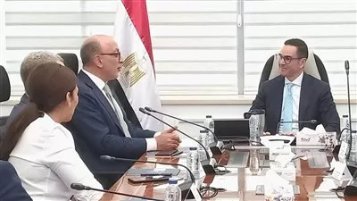 وزير الاستثمار يبحث خطط Intelcia للتوسع في خدمات الأعمال والتعهيد بمصر
