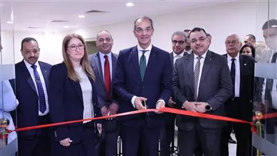 هيئة البريد تحتفل بمرور 100 عام على إصدار أول طابع تذكارى مصرى