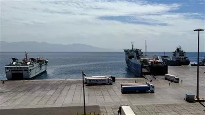 تداول 17 ألف طن و1121 شاحنة بضائع بموانئ البحر الأحمر