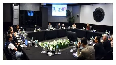 هيئة الاستثمار تبحث سبل دعم الشركات المصرية للمشاركة في مناقصات «الفاو»