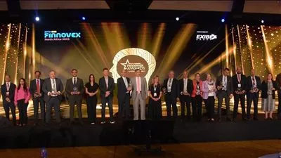 البنك الزراعي المصري يحصد جائزة التميز في الخدمات المصرفية من قمة فينوفكس