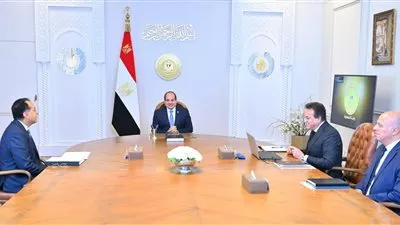 السيسي يوجه الحكومة بدراسة إدراج الذكاء الاصطناعي كمادة الزامية في المناهج الدراسية