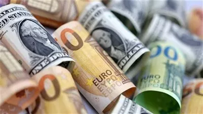 ضبط قضايا إتجار بالنقد الأجنبي بقيمة 7 ملايين جنيه خلال 24 ساعة 