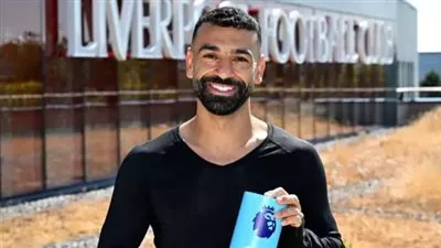 محمد صلاح يتوج بجائزة أفضل لاعب في الدوري الإنجليزي لموسم 2024-2025