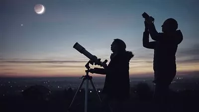 مركز الفلك الدولي يحدد موعد عيد الأضحى 2025