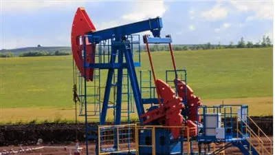 أسعار النفط تقفز بعد الهجمات الإسرائيلية على إيران