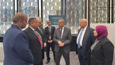 رئيس البنك الزراعي يتفقد الأعمال النهائية بمقر العاصمة الإدارية