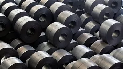 ترامب يعتزم زيادة الرسوم الجمركية على واردات الصلب والألمنيوم إلى 50%