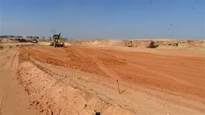 تخصيص قطع أراضي لإقامة قرى بالظهير الصحراوي في أسوان والمنيا