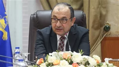 وزير قطاع الأعمال يتابع مستجدات العمل في المشروعات السياحية والفندقية