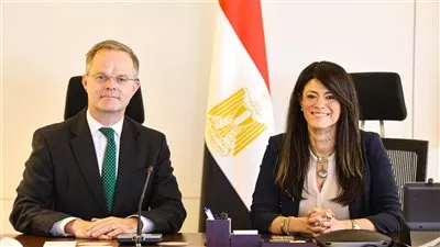 «المشاط» تبحث مع سفير المملكة المتحدة دفع العلاقات الاقتصادية والاستثمارية