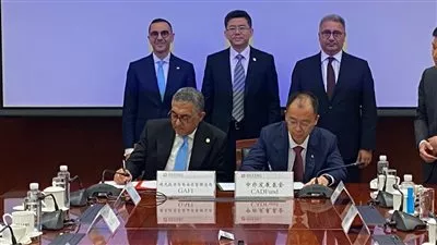 مصر والصين تجددان مذكرتين تفاهم لتعزيز التعاون في مجال الاستثمار