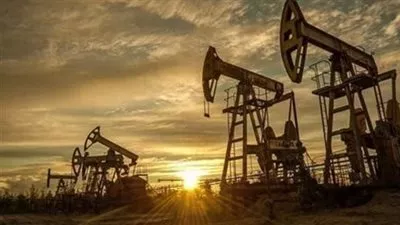 تراجع أسعار النفط مع تقييم المستثمرين تطورات الرسوم الأمريكية 