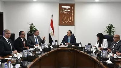 الحكومة تسلم 13.3 ألف وحدة سكنية للموظفين المنتقلين للعمل بالعاصمة الإدارية