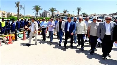 وزير الإسكان يتفقد أعمال تطوير محور 26 يوليو 