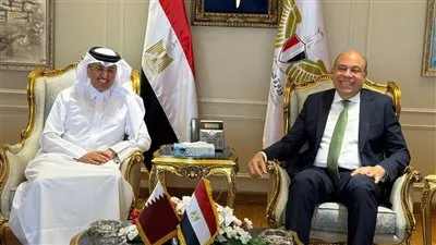 إطلاق مشروع مصري قطري مشترك لتطوير المسارات الجوية