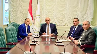 وزير التربية والتعليم يعتمد نتيجة الثانوية العامة 