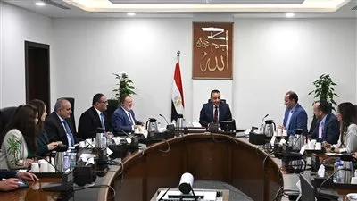 رئيس الوزراء يتابع جهود خفض الدين العام من الناتج المحلي