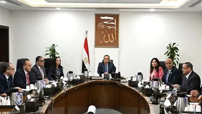 رئيس الوزراء يوجه ببدء تنفيذ الاستراتيجية الوطنية للحرف اليدوية «2025 – 2030»