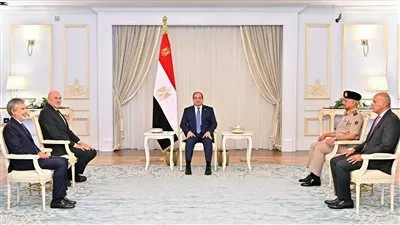الرئيس السيسي يبحث سبل تعزيز التعاون بين مصر وإيطاليا بمختلف المجالات