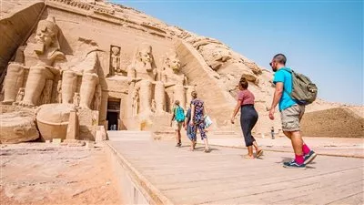 مصر تتصدر دول شمال أفريقيا في عائدات السياحة لعام 2025