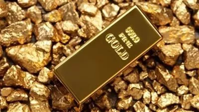 الذهب يتراجع مع جني الأرباح بعد قفزة بدعم من بيانات الوظائف الأمريكية